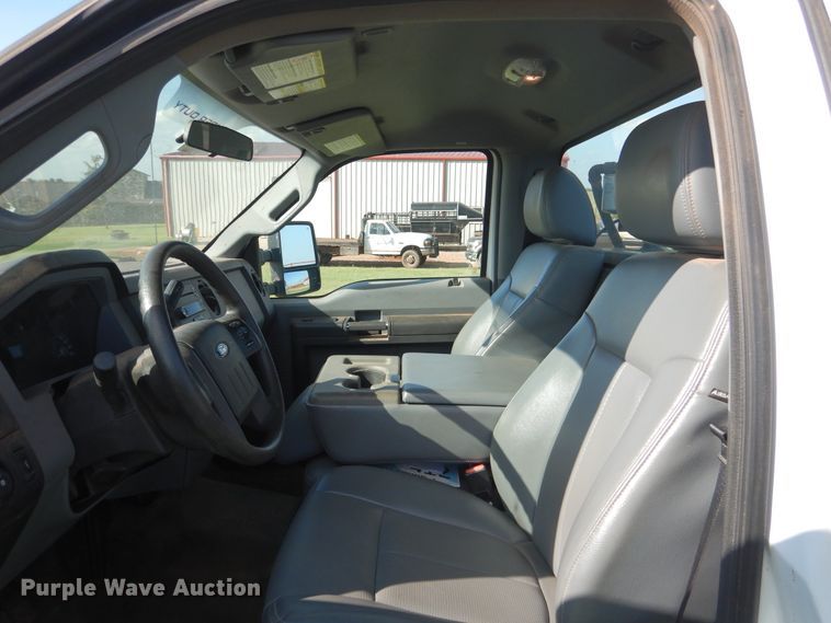 image for item DF2238 2014 Ford F250 Super Duty pickup truck