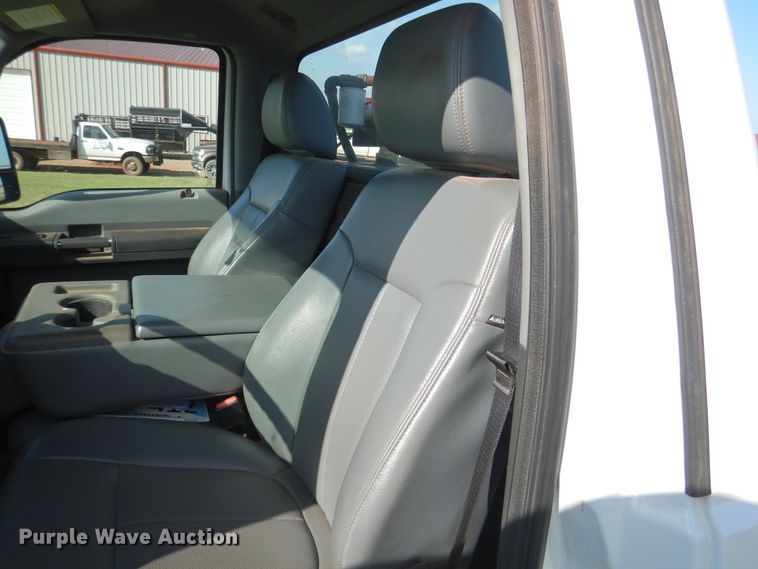 image for item DF2238 2014 Ford F250 Super Duty pickup truck