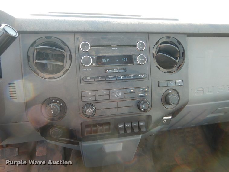 image for item DF2238 2014 Ford F250 Super Duty pickup truck