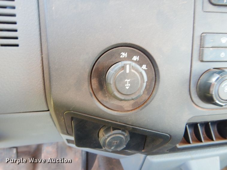 image for item DF2238 2014 Ford F250 Super Duty pickup truck