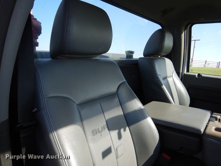 image for item DF2238 2014 Ford F250 Super Duty pickup truck