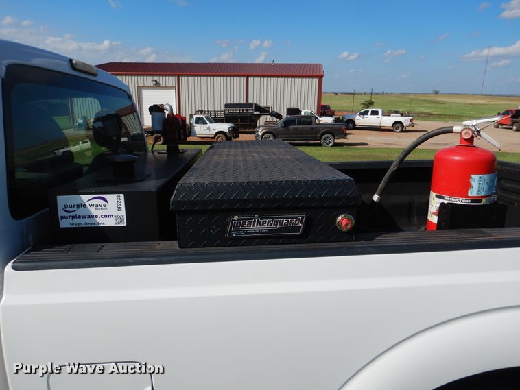 image for item DF2238 2014 Ford F250 Super Duty pickup truck