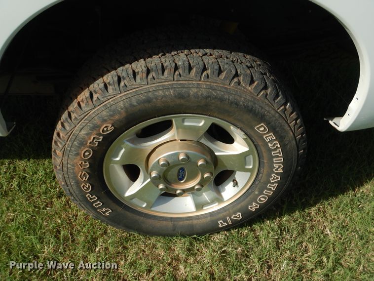 image for item DF2238 2014 Ford F250 Super Duty pickup truck