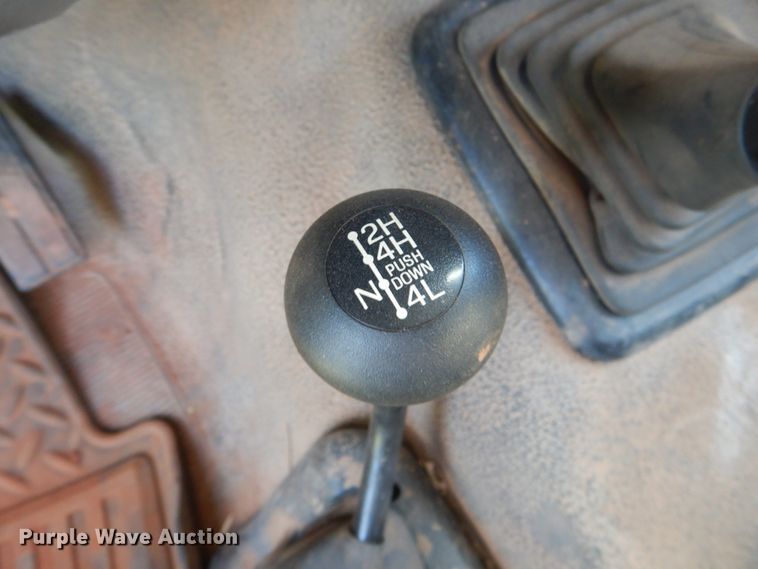 image for item DF2239 1996 Ford F350 XL bale bed pickup truck