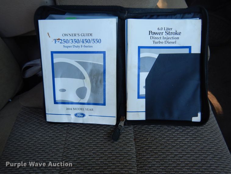 image for item DF2586 2004 Ford F250 Super Duty XLT SuperCab pickup truck