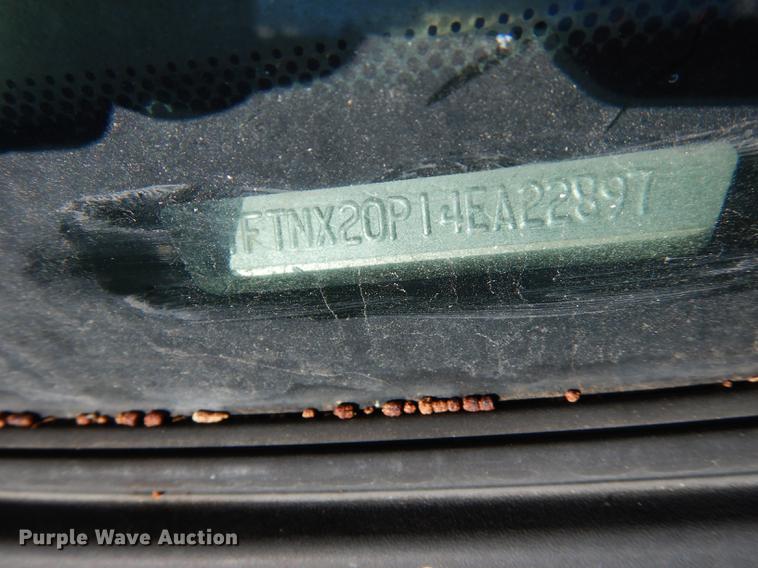 image for item DF2586 2004 Ford F250 Super Duty XLT SuperCab pickup truck