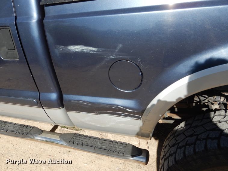 image for item DF2587 2007 Ford F250 Super Duty Lariat Crew Cab pickup truck