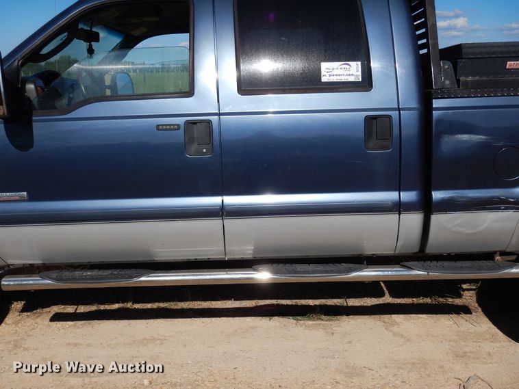 image for item DF2587 2007 Ford F250 Super Duty Lariat Crew Cab pickup truck