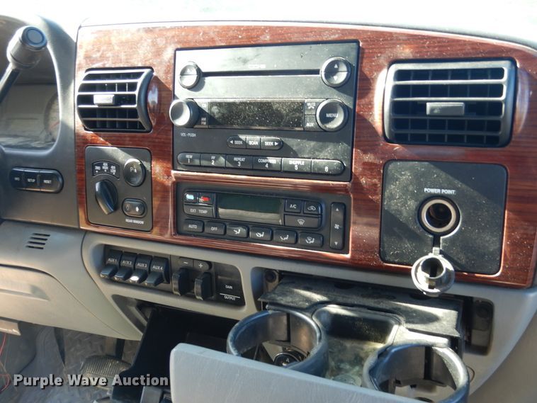 image for item DF2587 2007 Ford F250 Super Duty Lariat Crew Cab pickup truck