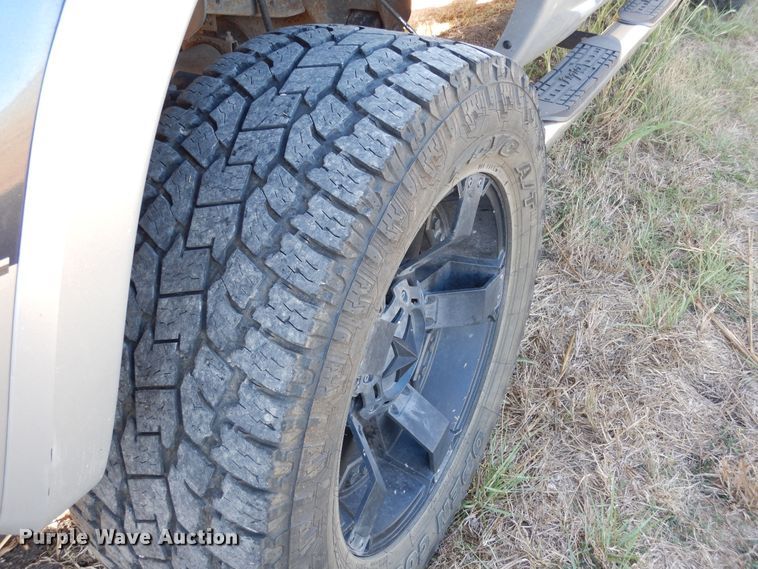 image for item DF2587 2007 Ford F250 Super Duty Lariat Crew Cab pickup truck