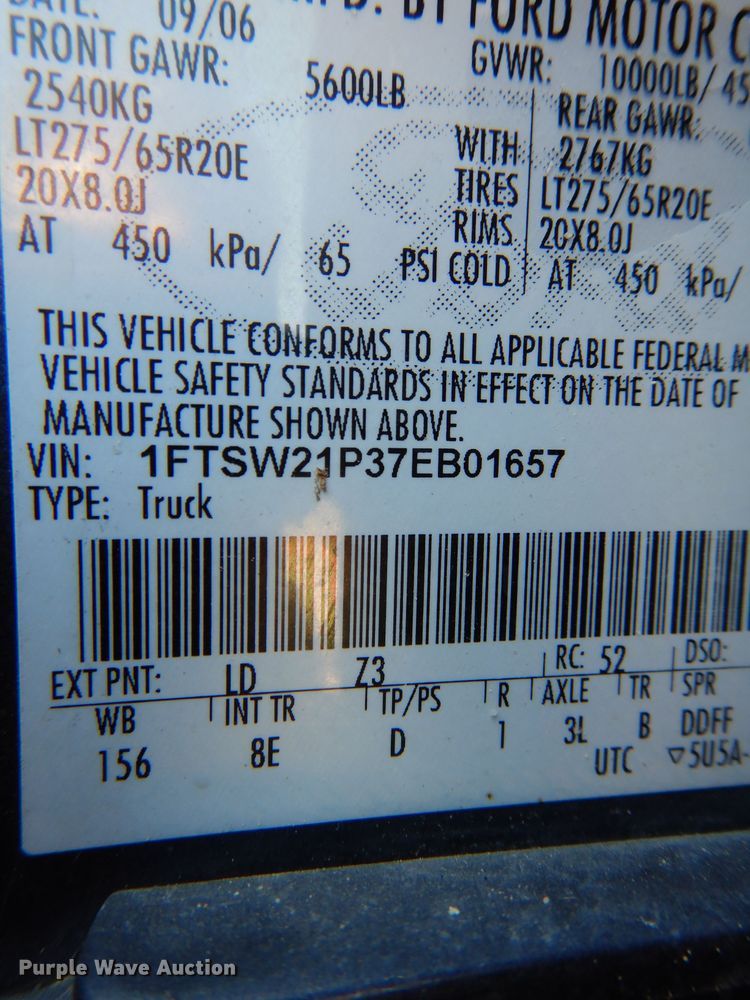 image for item DF2587 2007 Ford F250 Super Duty Lariat Crew Cab pickup truck