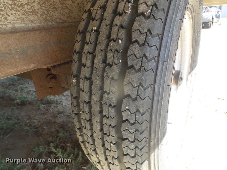 image for item DG0189 2001 Continental Cargo SKA8.524TA1 enclosed cargo/snowmobile trailer