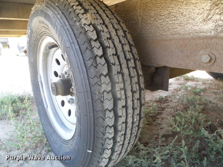 image for item DG0189 2001 Continental Cargo SKA8.524TA1 enclosed cargo/snowmobile trailer