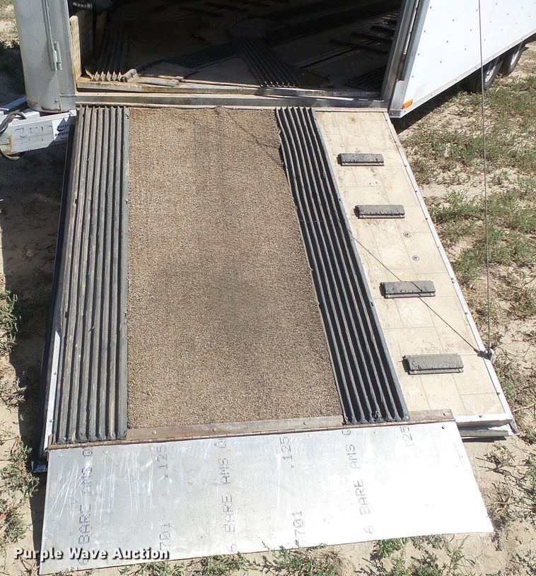 image for item DG0189 2001 Continental Cargo SKA8.524TA1 enclosed cargo/snowmobile trailer