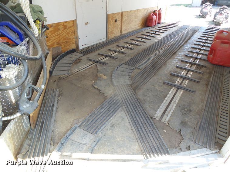 image for item DG0189 2001 Continental Cargo SKA8.524TA1 enclosed cargo/snowmobile trailer