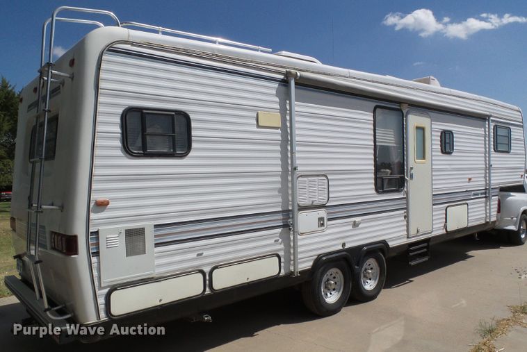 image for item DG0190 1990 Travel Supreme camper