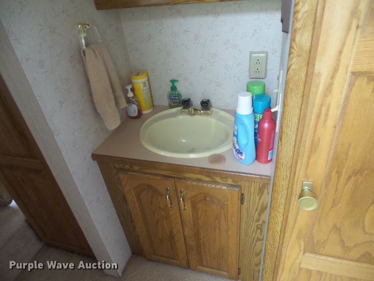 image for item DG0190 1990 Travel Supreme camper