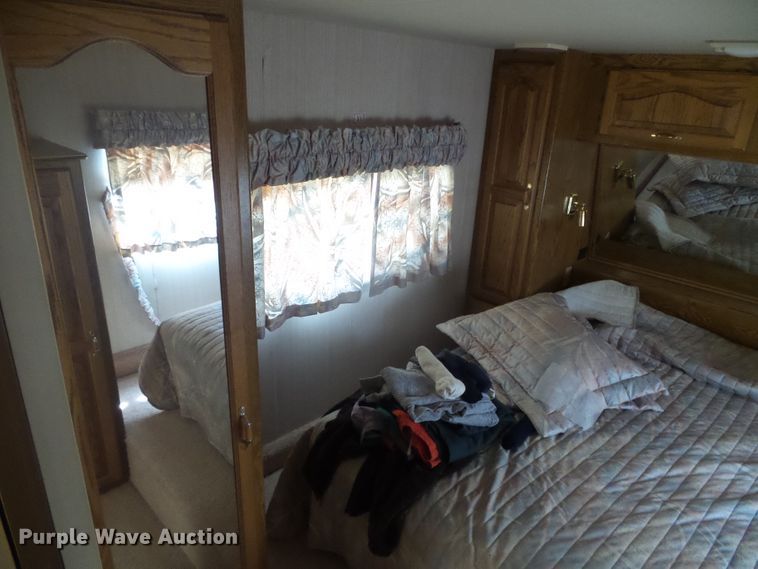 image for item DG0190 1990 Travel Supreme camper