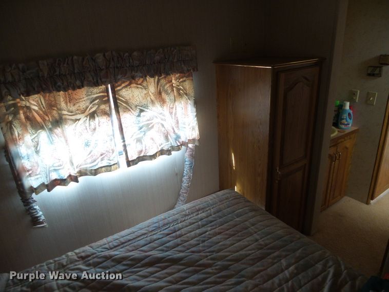 image for item DG0190 1990 Travel Supreme camper