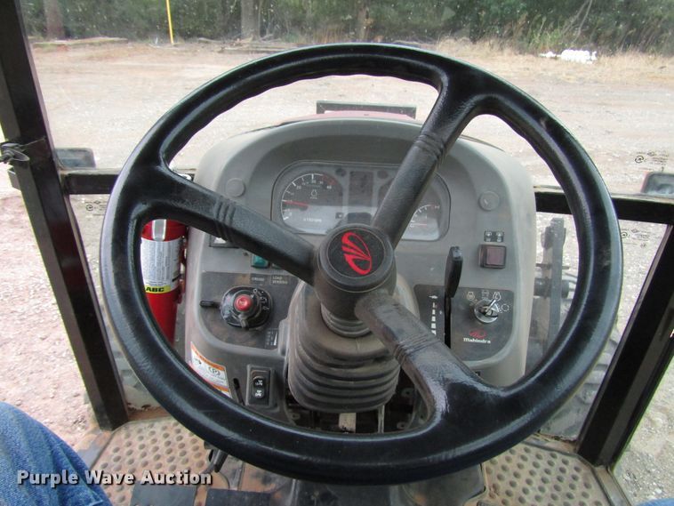 image for item DG0220 Mahindra 5010SH MFWD tractor