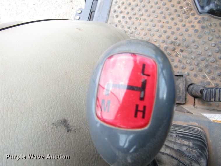 image for item DG0220 Mahindra 5010SH MFWD tractor