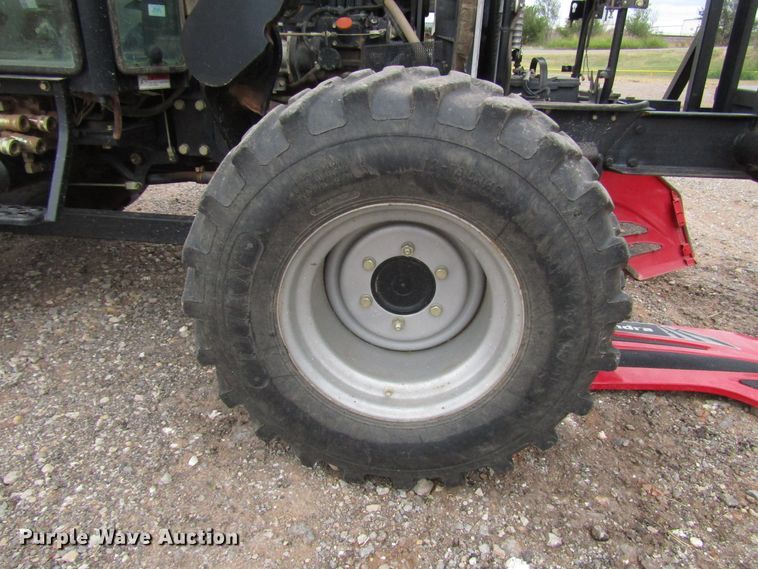 image for item DG0220 Mahindra 5010SH MFWD tractor