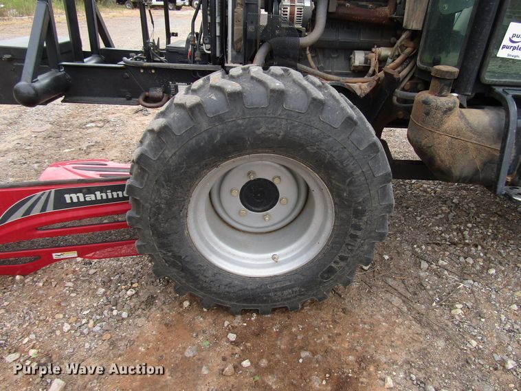 image for item DG0220 Mahindra 5010SH MFWD tractor