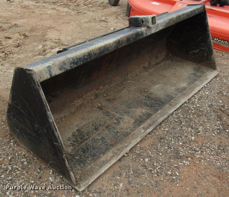 image for item DG0220 Mahindra 5010SH MFWD tractor