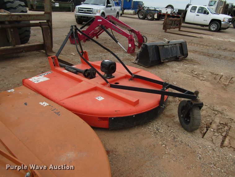 image for item DG0220 Mahindra 5010SH MFWD tractor