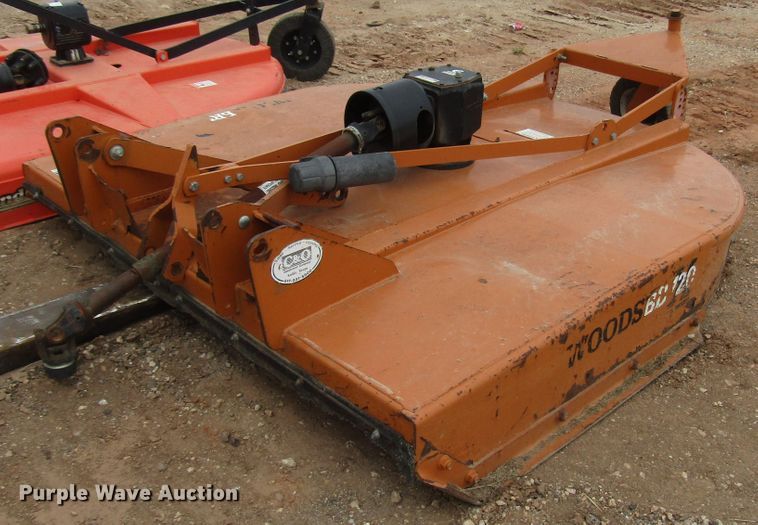 image for item DG0220 Mahindra 5010SH MFWD tractor