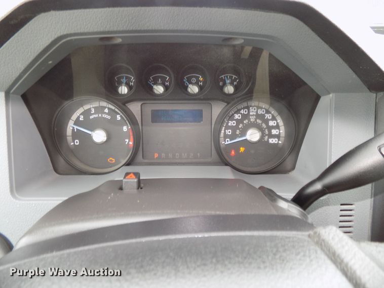 image for item DG2459 2011 Ford F350 Super Duty utility bed pickup truck