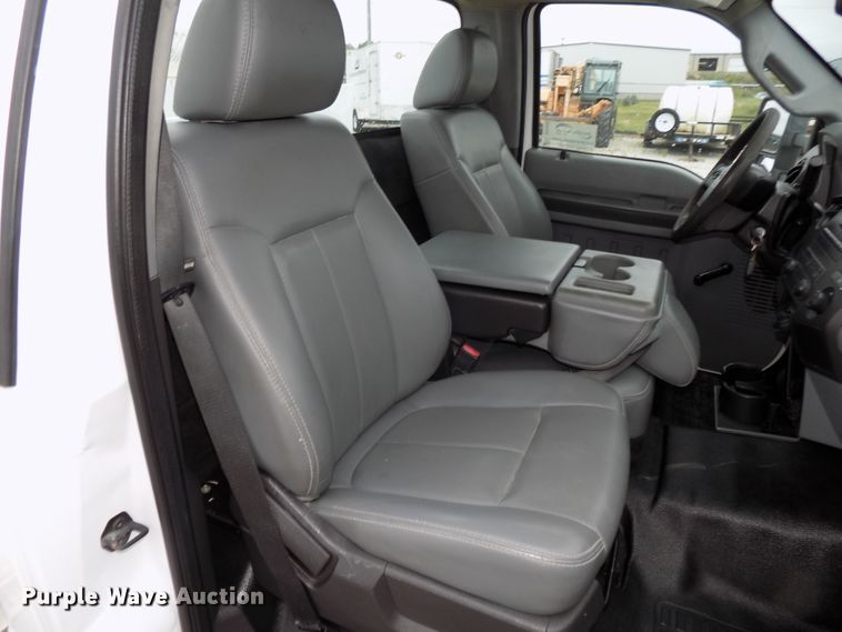 image for item DG2459 2011 Ford F350 Super Duty utility bed pickup truck