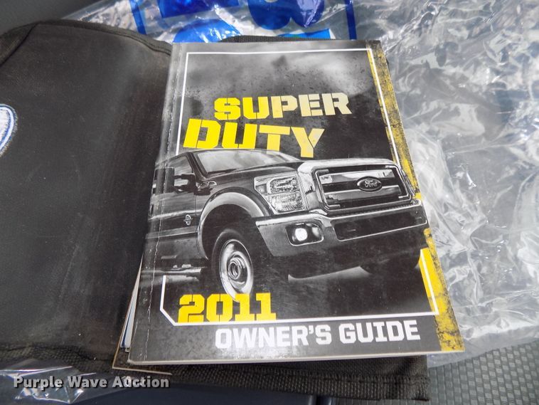 image for item DG2459 2011 Ford F350 Super Duty utility bed pickup truck