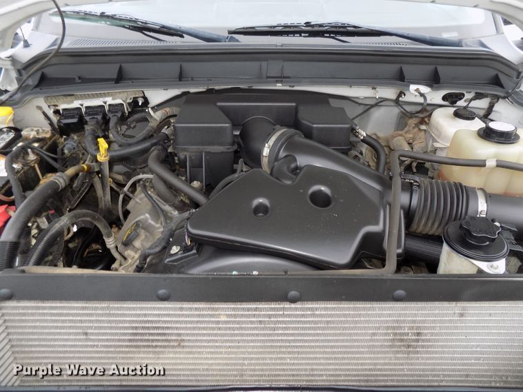 image for item DG2459 2011 Ford F350 Super Duty utility bed pickup truck