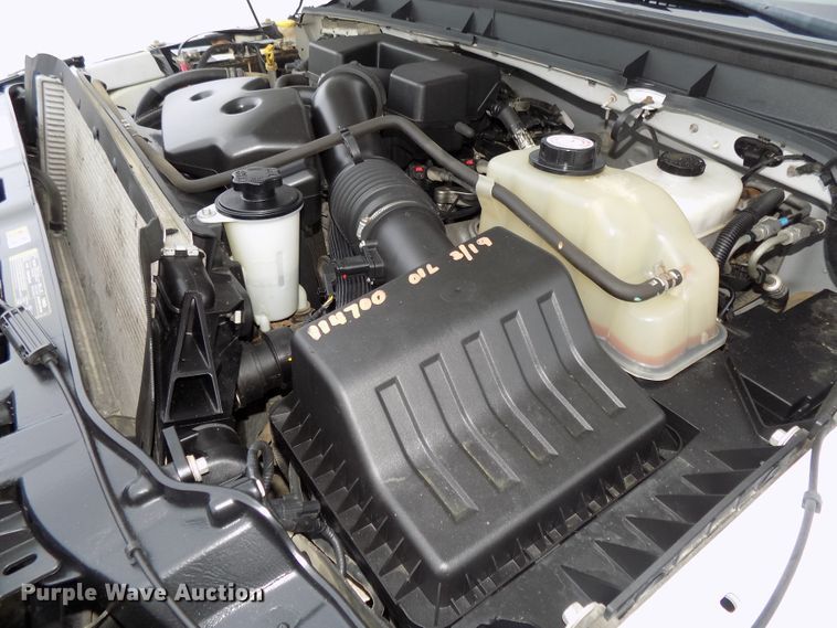 image for item DG2459 2011 Ford F350 Super Duty utility bed pickup truck