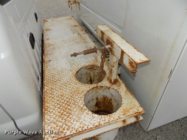 image for item DG2459 2011 Ford F350 Super Duty utility bed pickup truck