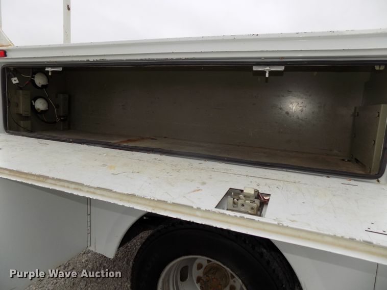 image for item DG2459 2011 Ford F350 Super Duty utility bed pickup truck