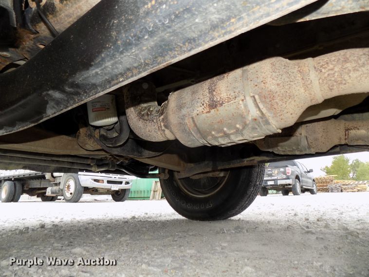 image for item DG2459 2011 Ford F350 Super Duty utility bed pickup truck