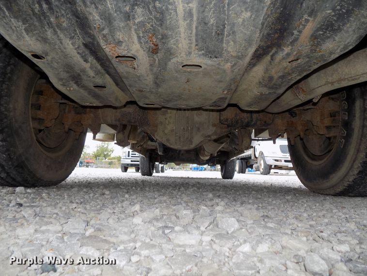 image for item DG2459 2011 Ford F350 Super Duty utility bed pickup truck