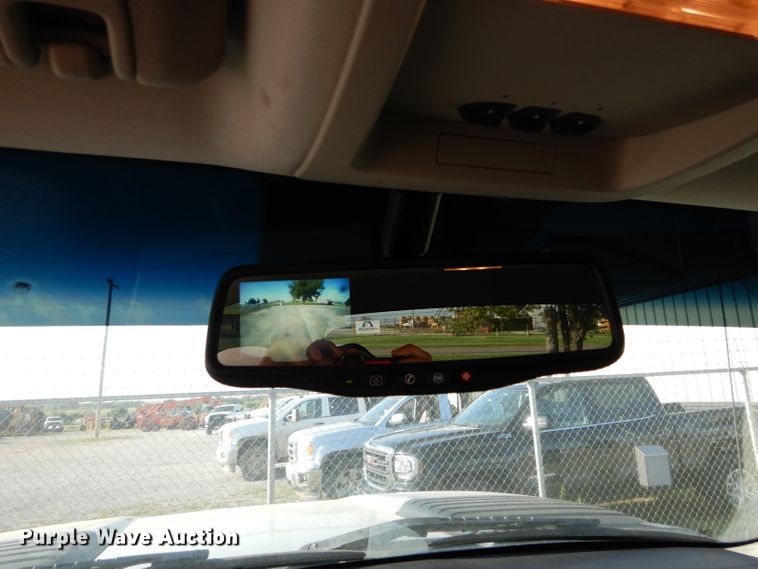 image for item DG4194 2012 Chevrolet Silverado 2500HD Crew Cab pickup truck