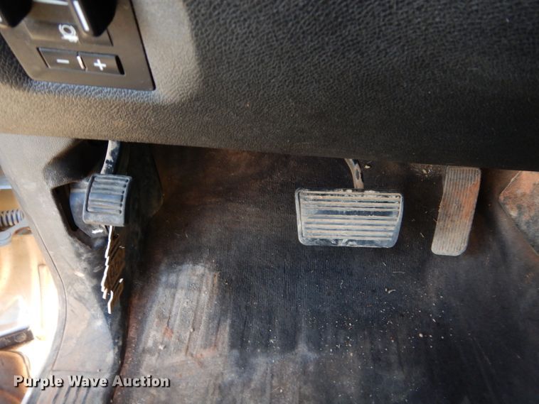 image for item DG4194 2012 Chevrolet Silverado 2500HD Crew Cab pickup truck