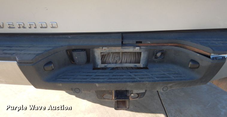 image for item DG4194 2012 Chevrolet Silverado 2500HD Crew Cab pickup truck