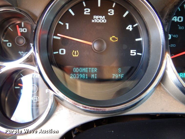 image for item DG4195 2012 Chevrolet Silverado 2500HD Crew Cab pickup truck