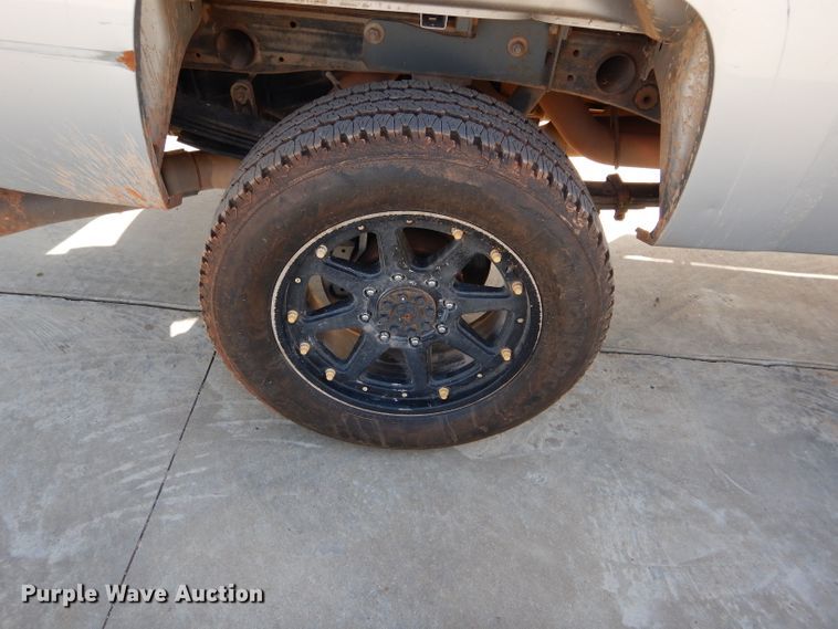 image for item DG4195 2012 Chevrolet Silverado 2500HD Crew Cab pickup truck