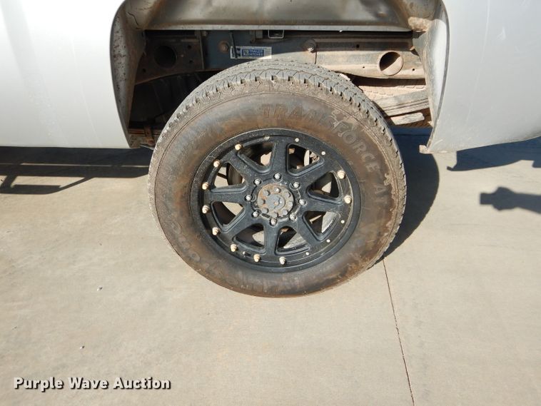 image for item DG4195 2012 Chevrolet Silverado 2500HD Crew Cab pickup truck