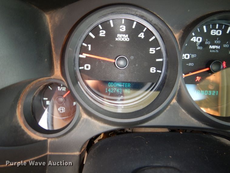 image for item DG4197 2011 Chevrolet Silverado 1500 pickup truck