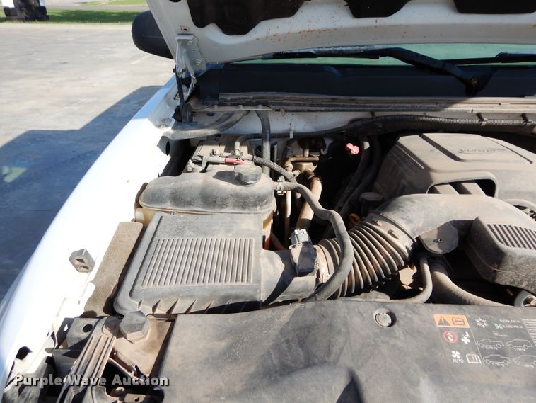 image for item DG4197 2011 Chevrolet Silverado 1500 pickup truck