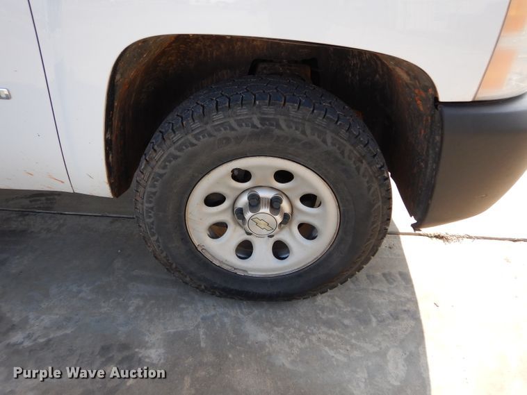 image for item DG4197 2011 Chevrolet Silverado 1500 pickup truck