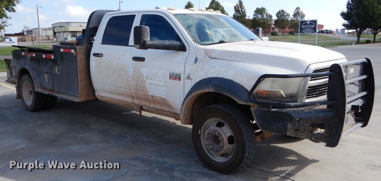 image for item DG4199 2011 Dodge Ram 5500 Crew Cab flatbed truck
