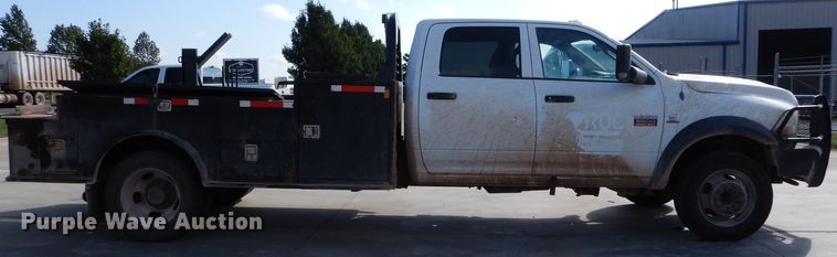image for item DG4199 2011 Dodge Ram 5500 Crew Cab flatbed truck